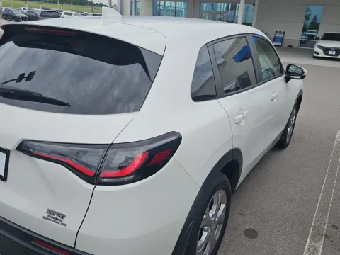 More photos of 2023 Honda HR-V LX at Airport Honda, TN