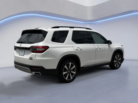 Another view of 2025 Honda Pilot Touring for sale in Alcoa, TN at Airport Honda