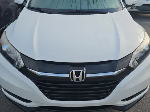 Photos of 2018 Honda HR-V EX for sale in Alcoa, TN at Airport Honda