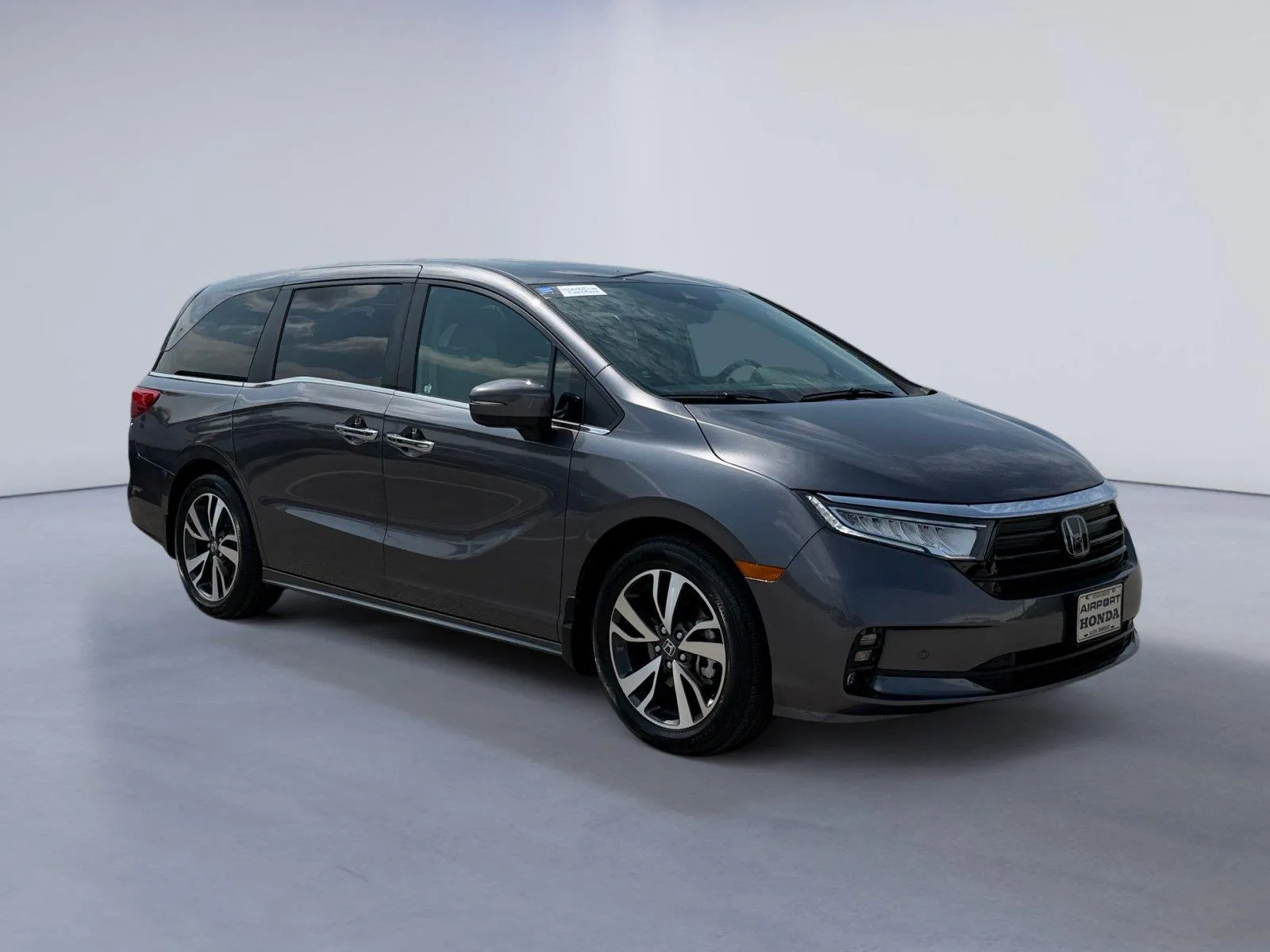 Gray 2024 Honda Odyssey Touring for sale in Alcoa, TN