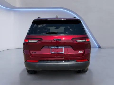 More photos of 2025 Jeep Grand Cherokee L Altitude X at Airport Honda, TN