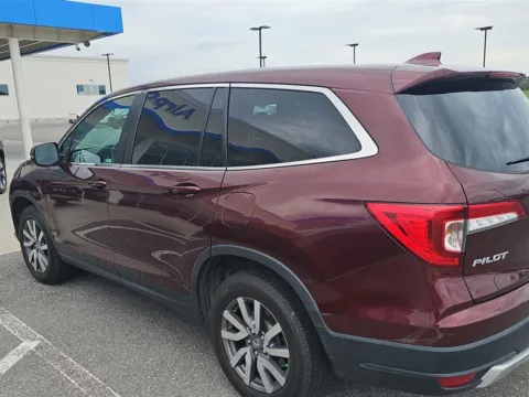 Photos of 2019 HONDA PILOT EXL for sale in Alcoa, TN at Airport Honda