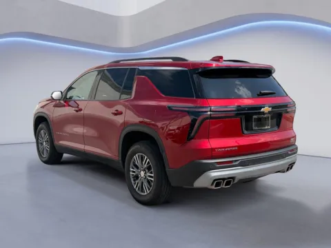 More photos of 2025 Chevrolet Traverse FWD LT at Airport Honda, TN