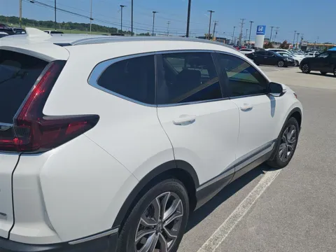More photos of 2022 Honda CR-V Touring at Airport Honda, TN