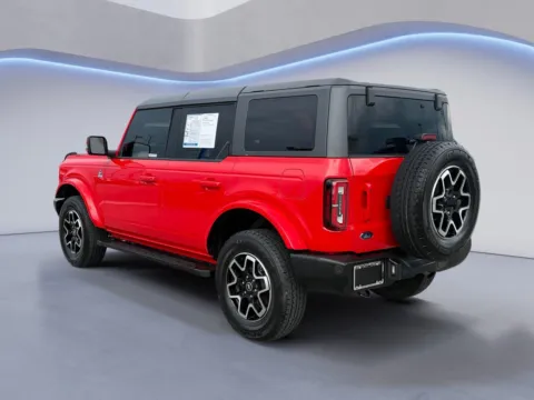 More photos of 2023 Ford Bronco Outer Banks at Airport Honda, TN
