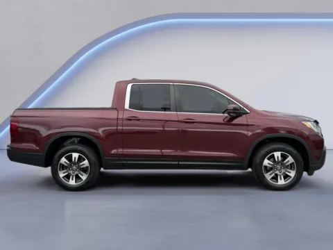 Photos of 2019 Honda Ridgeline RTL-T for sale in Alcoa, TN at Airport Honda