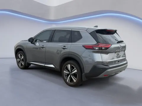 More photos of 2021 Nissan Rogue SL at Airport Honda, TN