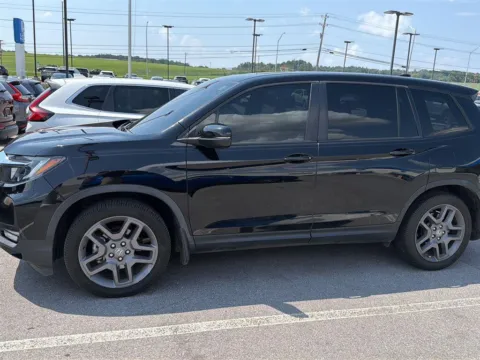 More photos of 2022 Honda Passport EX-L at Airport Honda, TN