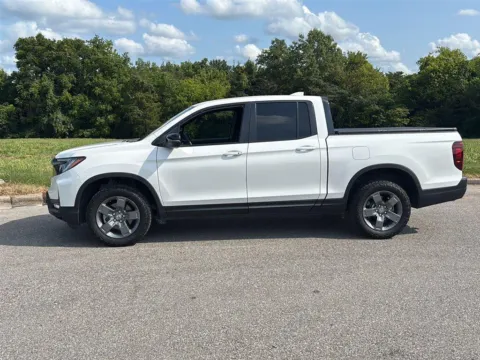 Photos of 2024 Honda Ridgeline TrailSport for sale in Alcoa, TN at Airport Honda