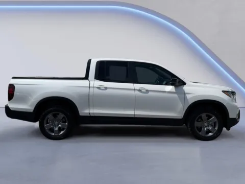Photos of 2024 Honda Ridgeline TrailSport for sale in Alcoa, TN at Airport Honda