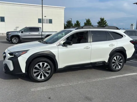 White 2024 Subaru Outback Limited for sale in Alcoa, TN