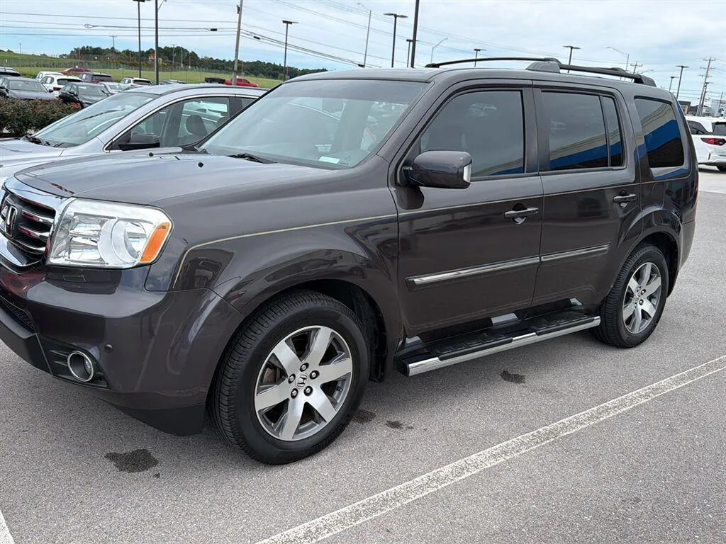 Brown 2013 Honda Pilot Touring for sale in Alcoa, TN