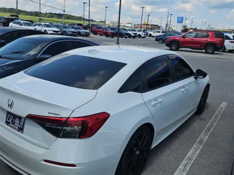 More photos of 2022 Honda Civic Sedan Sport at Airport Honda, TN