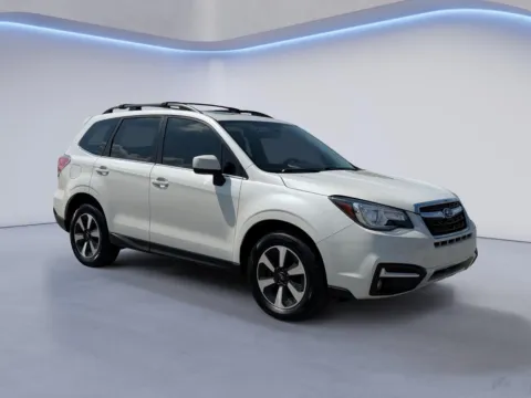 White 2018 Subaru Forester Limited for sale in Alcoa, TN