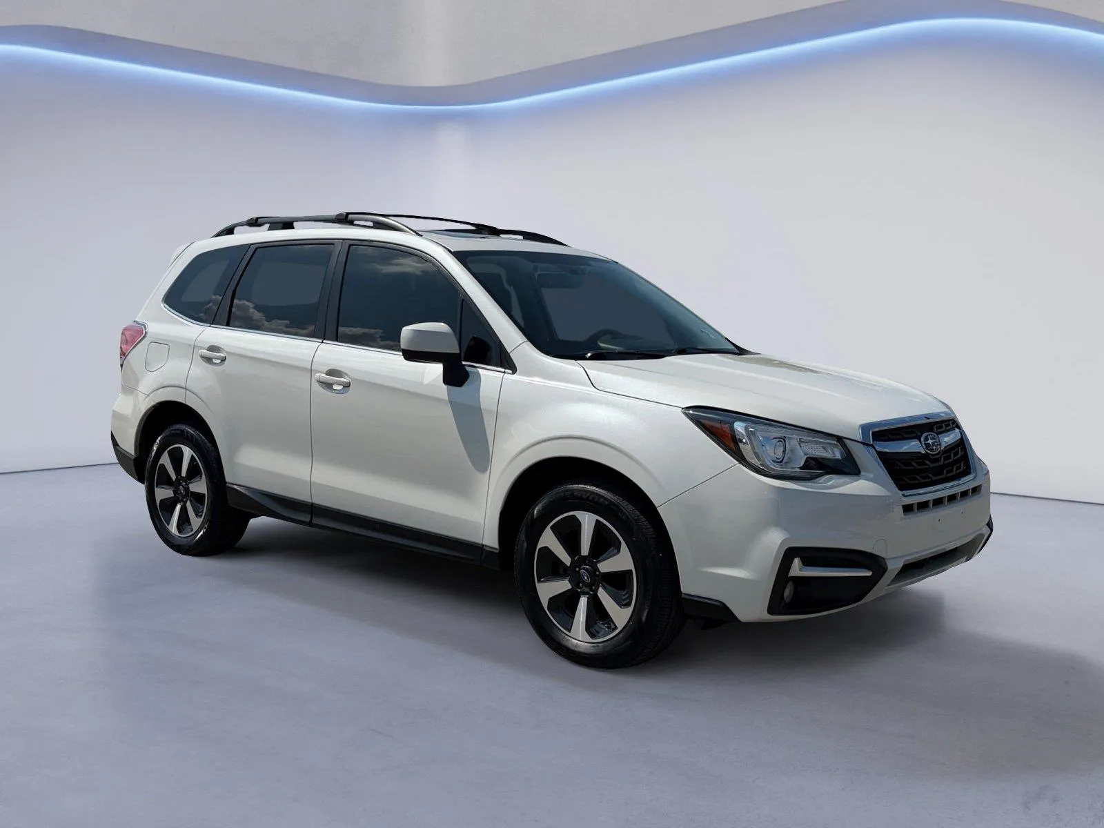 White 2018 Subaru Forester Limited for sale in Alcoa, TN