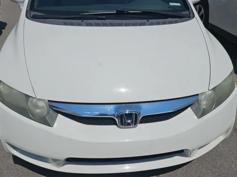 Photos of 2010 Honda Civic Sdn LX for sale in Alcoa, TN at Airport Honda