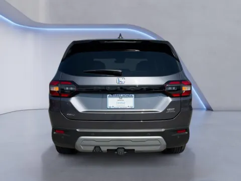 More photos of 2025 Honda Pilot EX-L at Airport Honda, TN