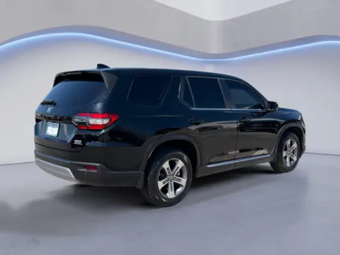 Another view of 2025 Honda Pilot EX-L for sale in Alcoa, TN at Airport Honda