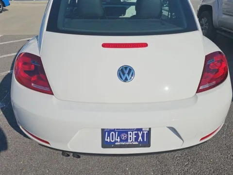More photos of 2014 Volkswagen Beetle Coupe 2.5L w/Sun/Sound/Nav at Airport Honda, TN