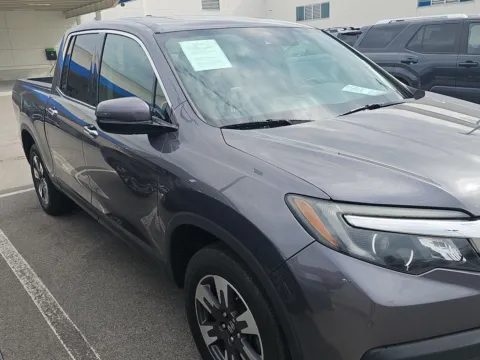 More photos of 2019 Honda Ridgeline RTL-E at Airport Honda, TN