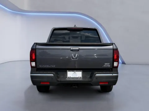 More photos of 2019 Honda Ridgeline RTL-E at Airport Honda, TN