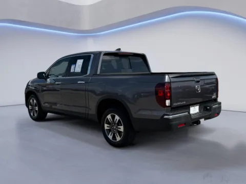 More photos of 2019 Honda Ridgeline RTL-E at Airport Honda, TN