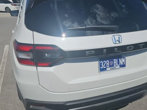 Another view of 2026 Honda Pilot EX-L for sale in Alcoa, TN at Airport Honda