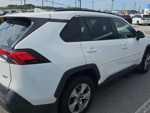 More photos of 2020 Toyota RAV4 XLE at Airport Honda, TN