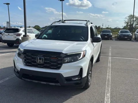 More photos of 2024 Honda Ridgeline TrailSport at Airport Honda, TN
