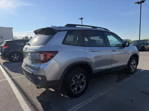 More photos of 2023 Honda Passport TrailSport at Airport Honda, TN