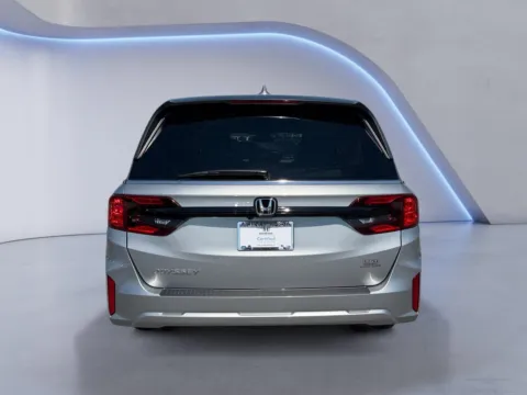 More photos of 2025 Honda Odyssey EX-L at Airport Honda, TN