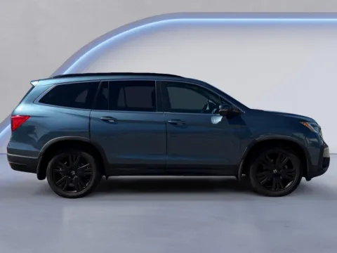 Photos of 2021 Honda Pilot Special Edition for sale in Alcoa, TN at Airport Honda