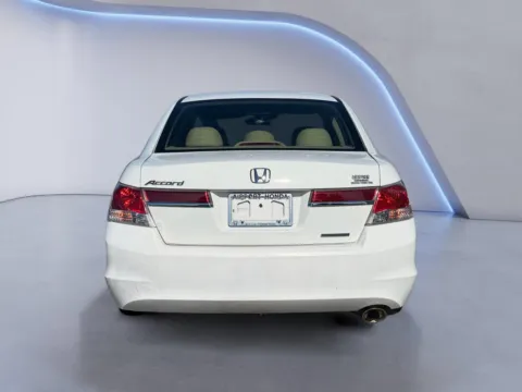 More photos of 2012 Honda Accord Sdn SE at Airport Honda, TN