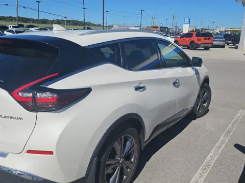 More photos of 2020 Nissan Murano Platinum at Airport Honda, TN