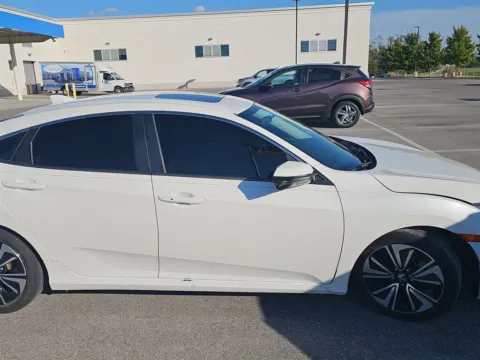 More photos of 2018 Honda Civic Sedan EX-T at Airport Honda, TN