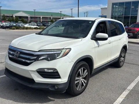 Photos of 2018 Honda Pilot EX for sale in Alcoa, TN at Airport Honda