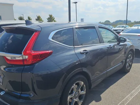 More photos of 2018 Honda CR-V EX at Airport Honda, TN