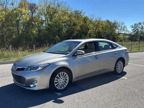 Beige 2014 Toyota Avalon Hybrid XLE Touring for sale in Alcoa, TN