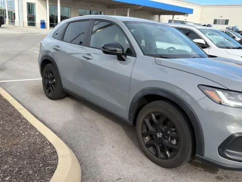 More photos of 2025 Honda HR-V Sport at Airport Honda, TN
