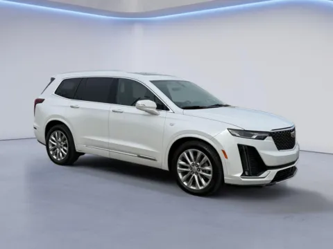 White 2020 Cadillac XT6 FWD Premium Luxury for sale in Knoxville, TN