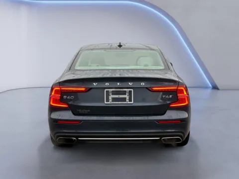 More photos of 2019 Volvo S60 Inscription at Cadillac of Knoxville, TN