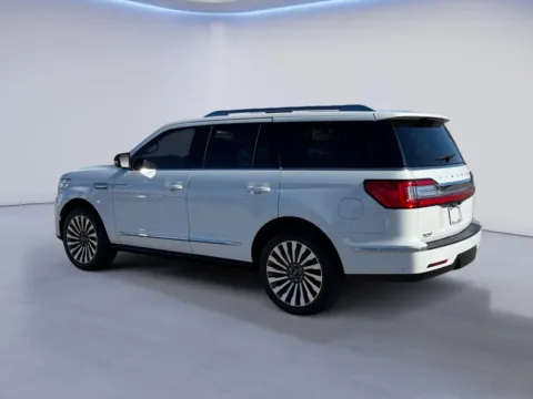 More photos of 2021 Lincoln Navigator Reserve at Cadillac of Knoxville, TN