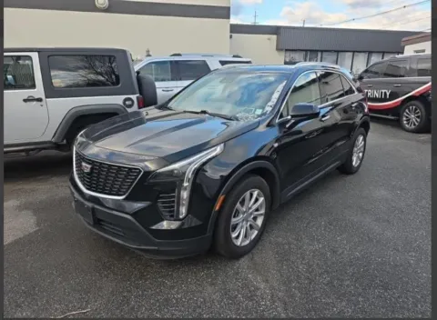 Black 2022 Cadillac XT4 AWD Luxury for sale in Knoxville, TN