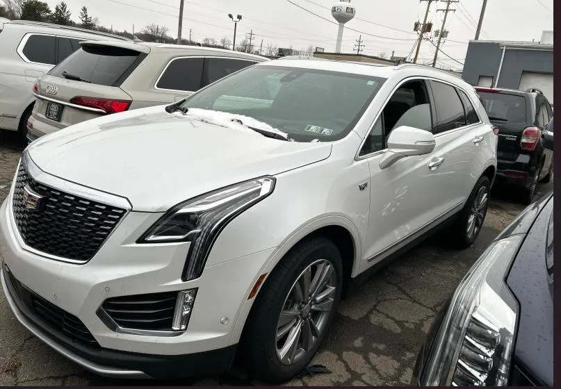 White 2023 Cadillac XT5 AWD Premium Luxury for sale in Knoxville, TN