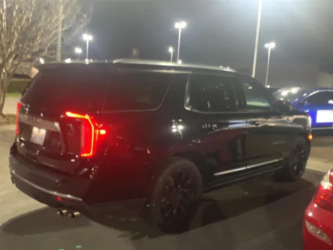 More photos of 2021 GMC Yukon Denali at Cadillac of Knoxville, TN