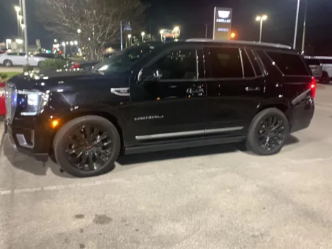 Black 2021 GMC Yukon Denali for sale in Knoxville, TN