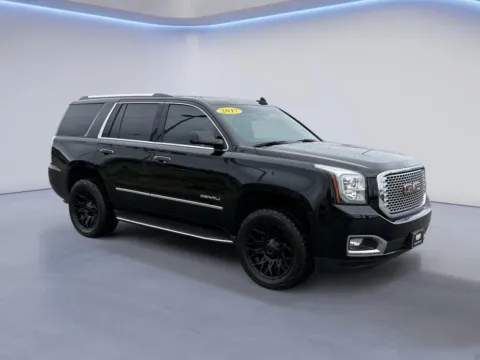 Black 2017 GMC Yukon Denali for sale in Knoxville, TN
