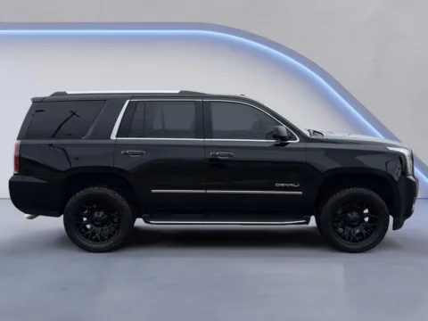 Photos of 2017 GMC Yukon Denali for sale in Knoxville, TN at Cadillac of Knoxville