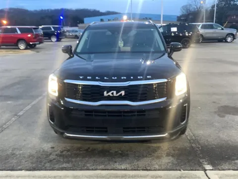Black 2022 Kia Telluride S for sale in Knoxville, TN