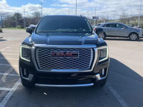 Black 2023 GMC Yukon Denali for sale in Knoxville, TN